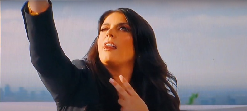 VERIZON - CECILY STRONG - WINK & TONGUE.jpg